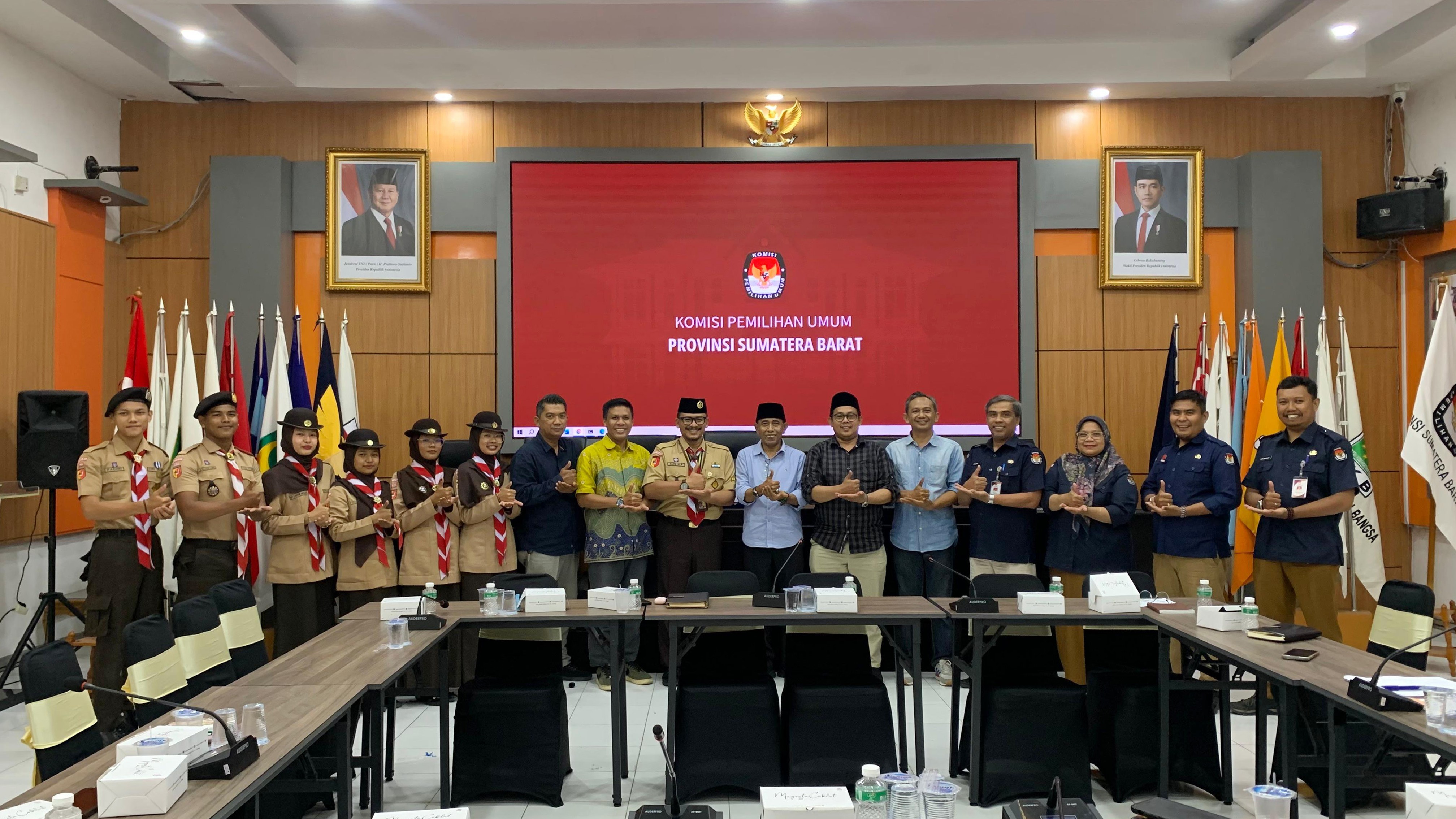 Pramuka UNP dan KPU Sumbar Perkuat Sinergi untuk Edukasi Kepemiluan